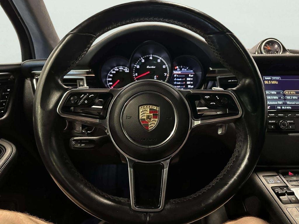 Porsche Macan  2015