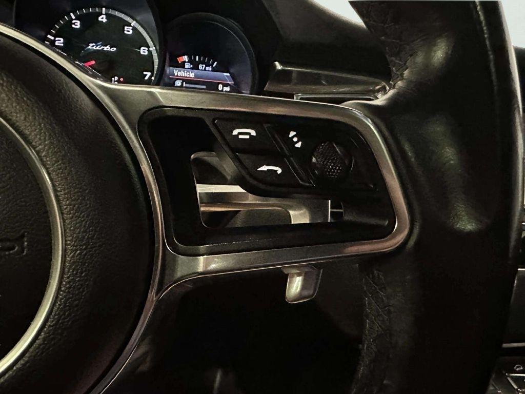 Porsche Macan  2015