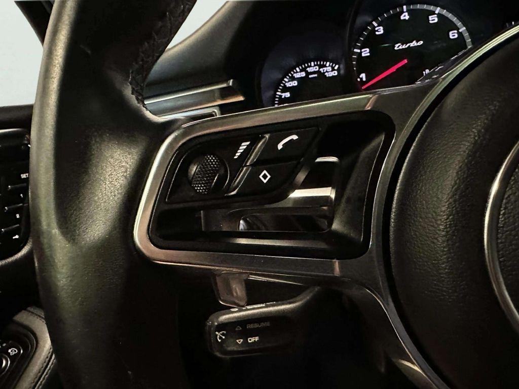 Porsche Macan  2015