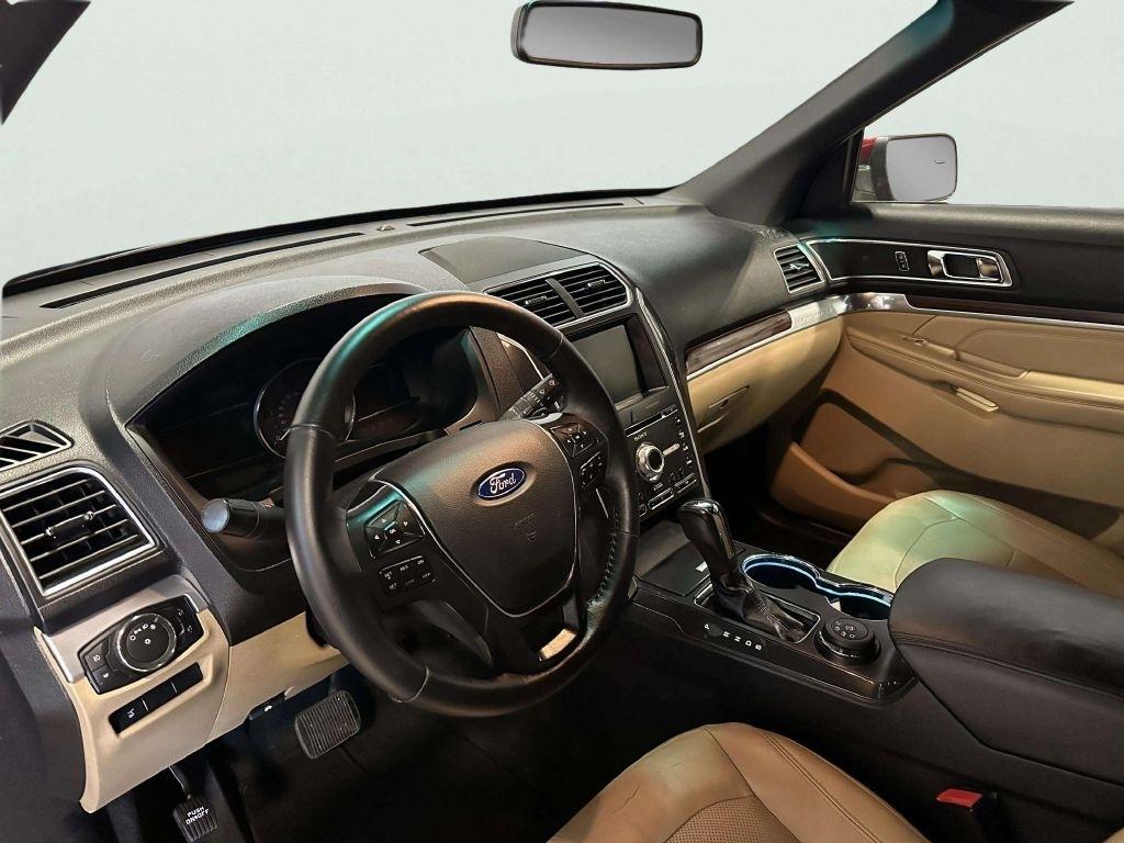 Ford Explorer  2016