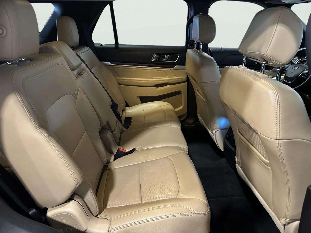 Ford Explorer  2016