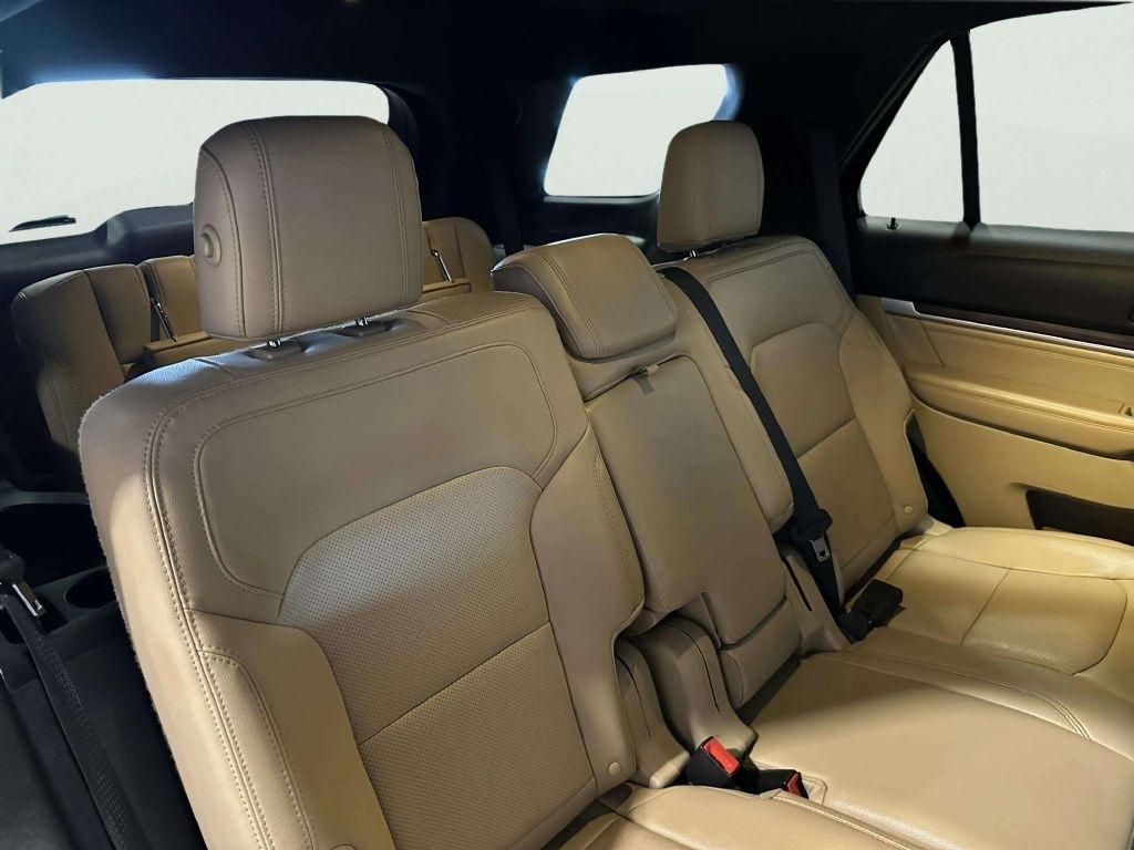 Ford Explorer  2016