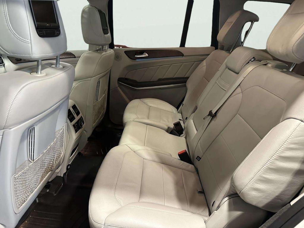 Mercedes-Benz GL-Class  2015