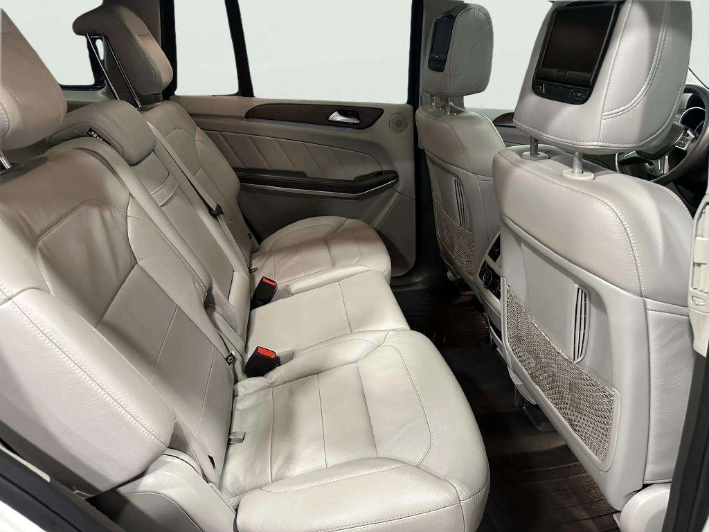 Mercedes-Benz GL-Class  2015