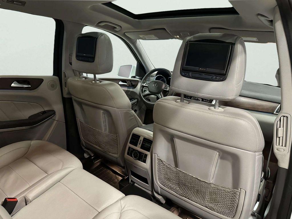 Mercedes-Benz GL-Class  2015