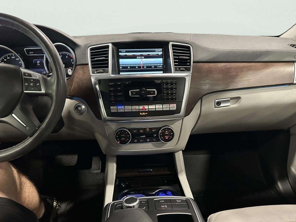 Mercedes-Benz GL-Class  2015