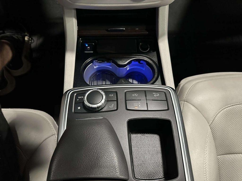 Mercedes-Benz GL-Class  2015