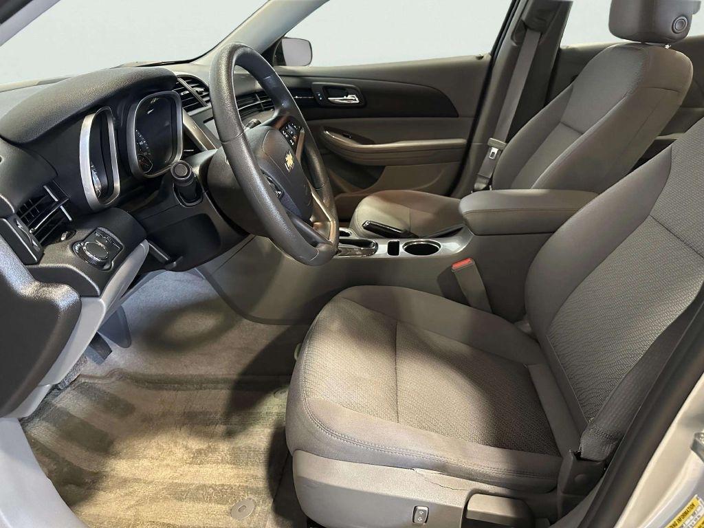 Chevrolet Malibu  2015