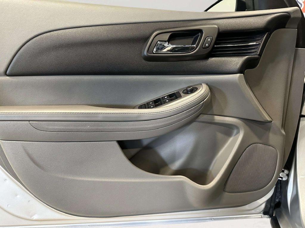 Chevrolet Malibu  2015