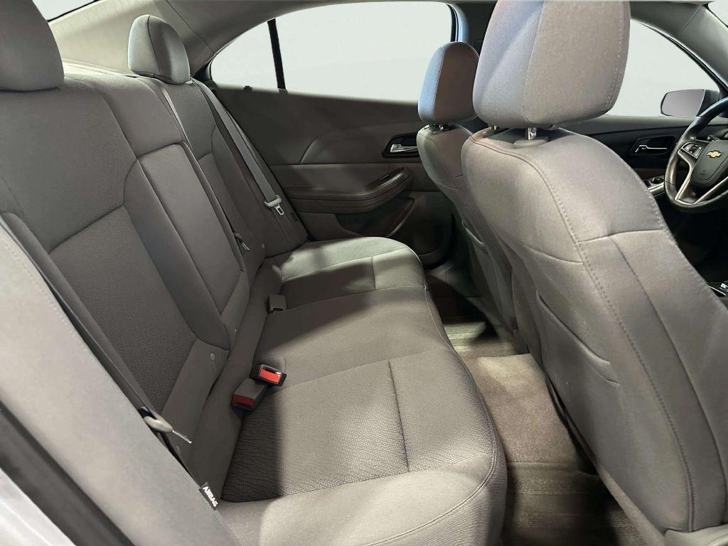 Chevrolet Malibu  2015