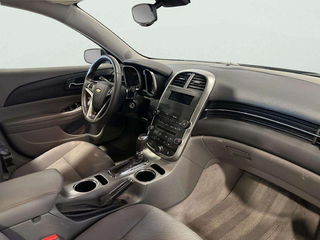 Chevrolet Malibu  2015