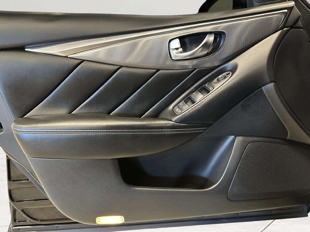Infiniti Q50  2019