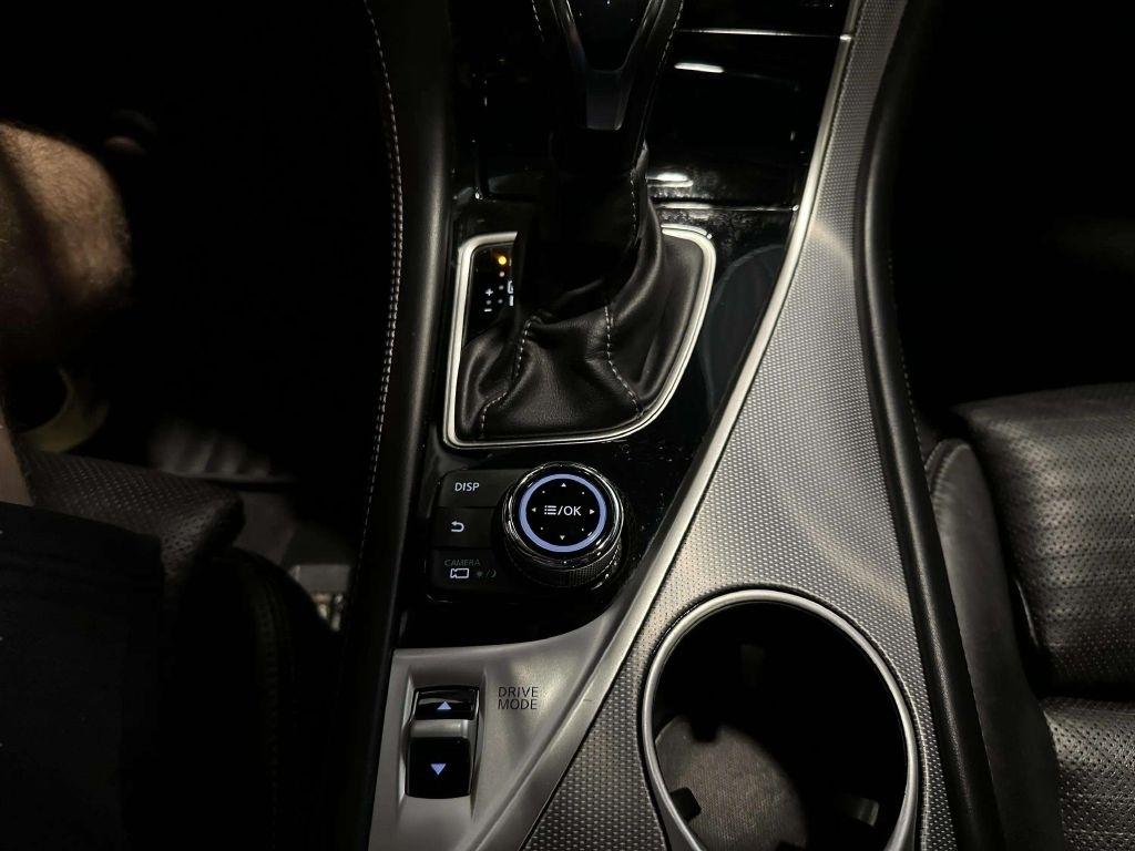 Infiniti Q50  2019