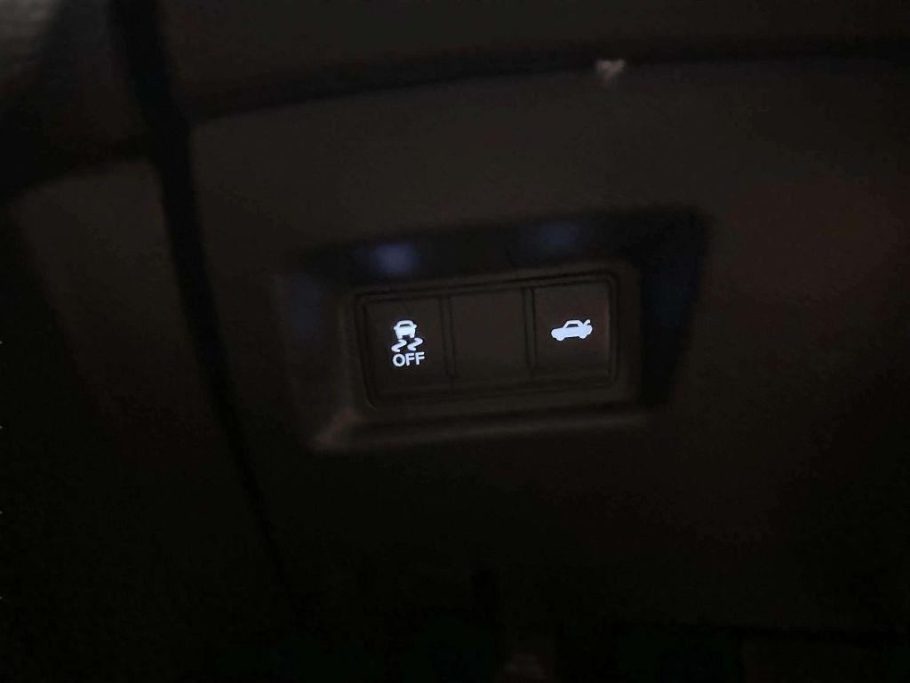 Infiniti Q50  2019