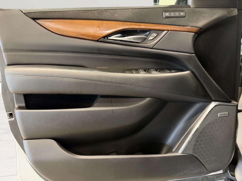 Cadillac Escalade  2018