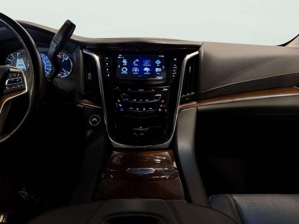 Cadillac Escalade  2018