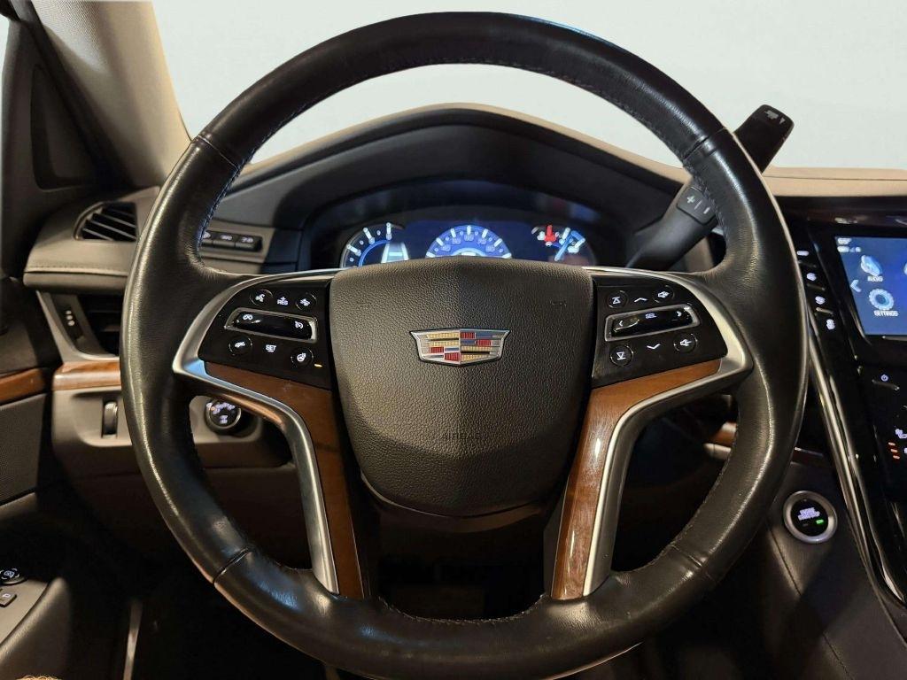 Cadillac Escalade  2018