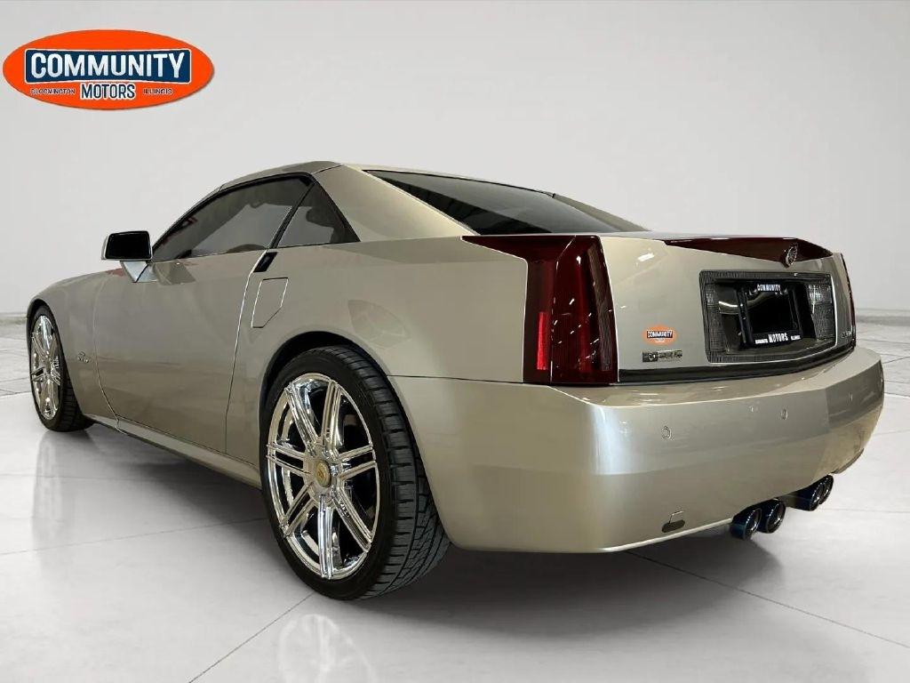 Cadillac XLR  2004