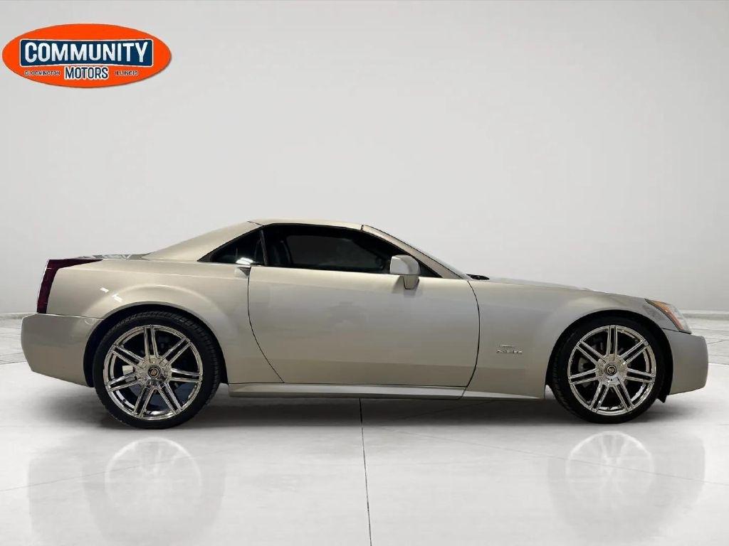 Cadillac XLR  2004