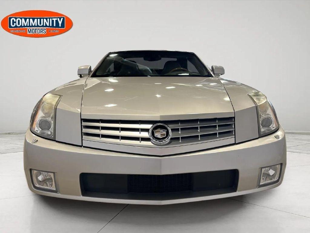Cadillac XLR  2004