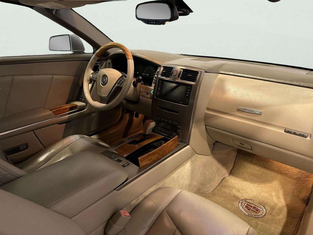 Cadillac XLR  2004