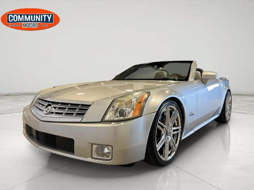 Cadillac XLR 2dr Convertible 2004