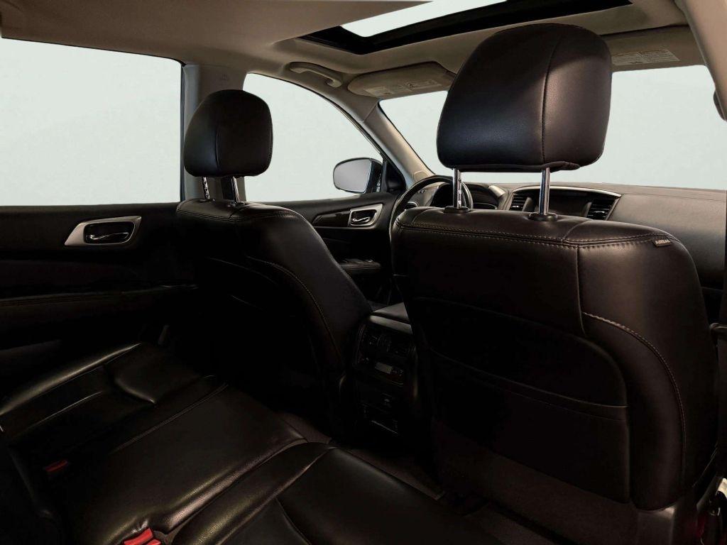 Nissan Pathfinder  2016