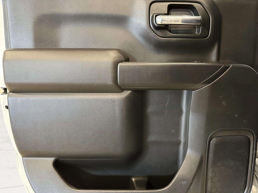 Chevrolet Silverado 1500  2021