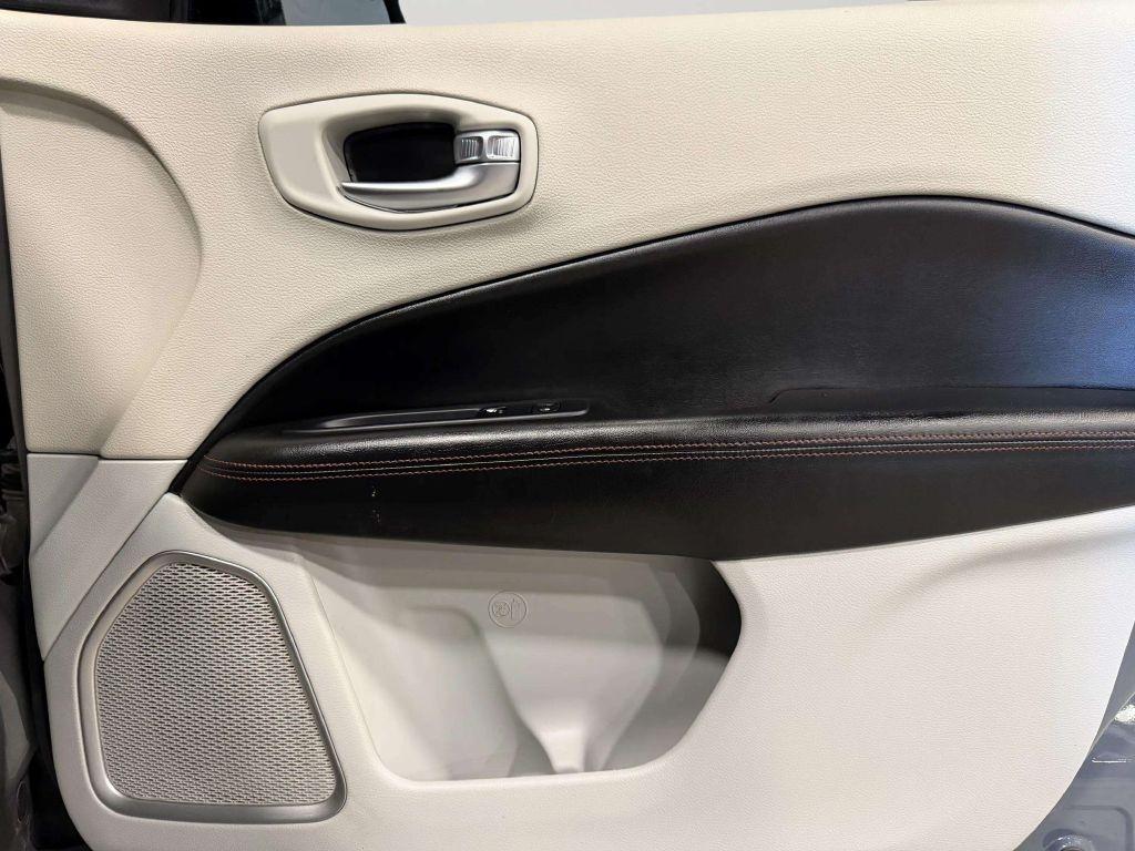 Jeep Compass  2021