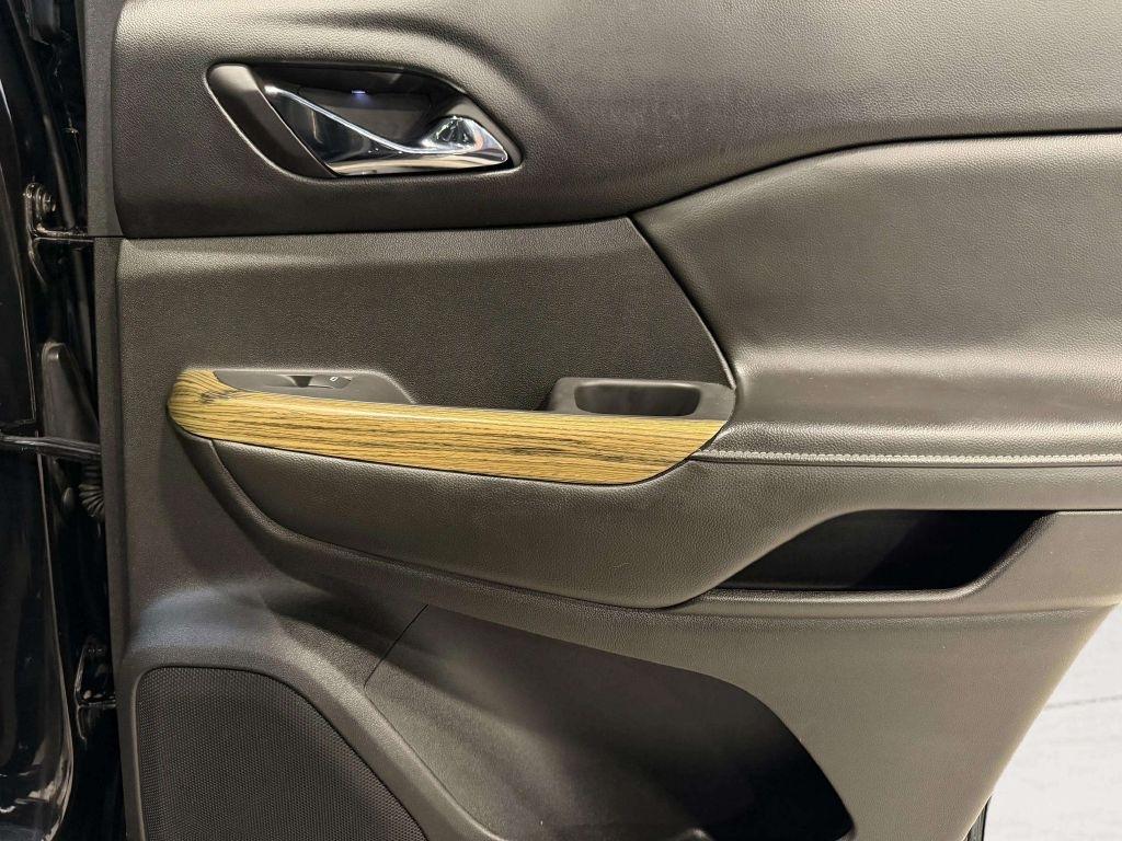 GMC Acadia  2018