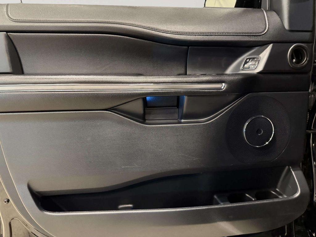 Ford Expedition  2019