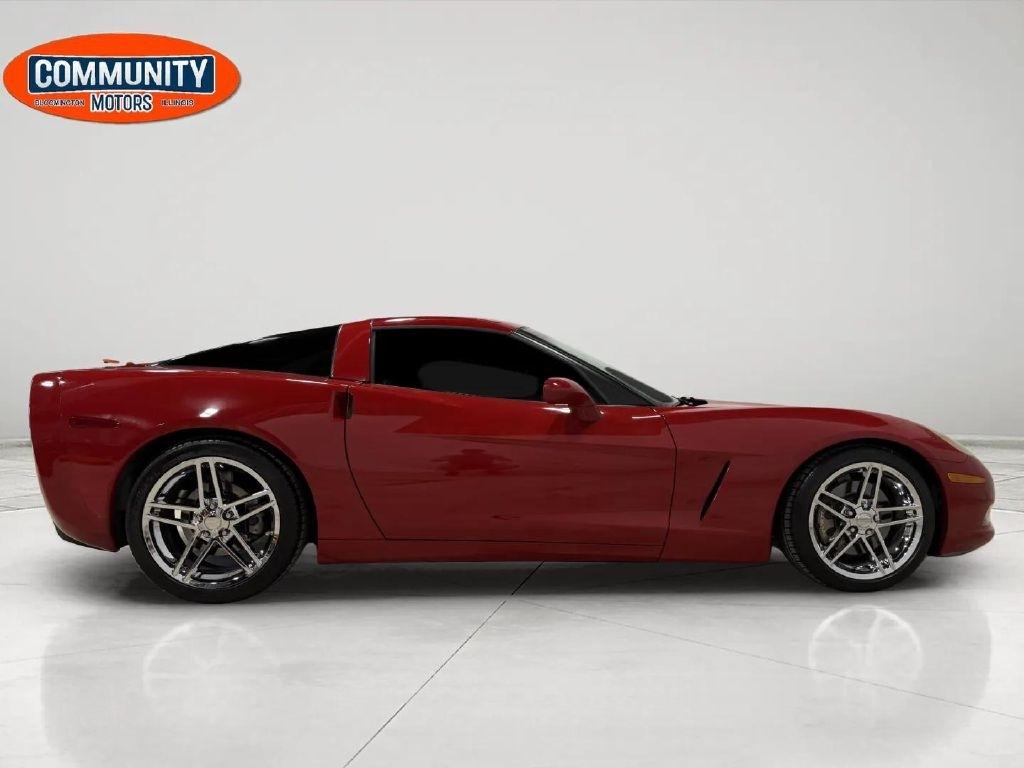 Chevrolet Corvette  2005