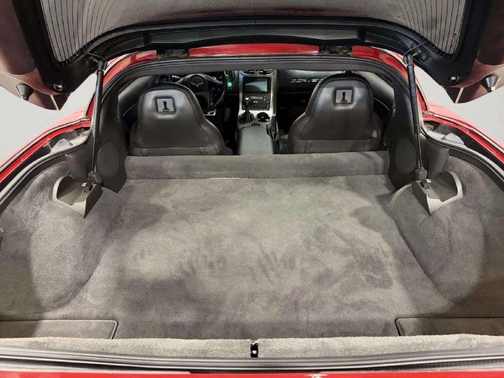 Chevrolet Corvette  2005