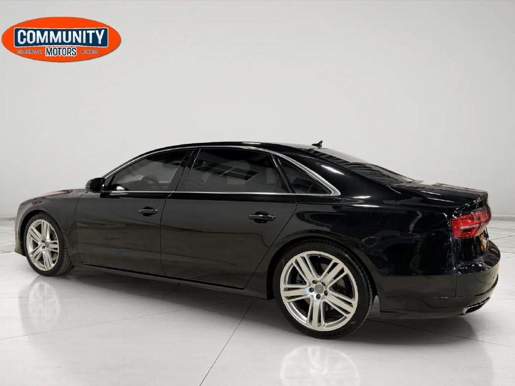 Audi A8  2016