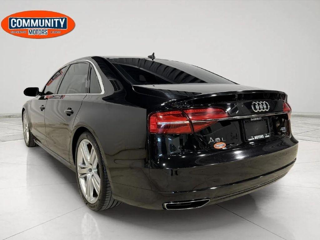 Audi A8  2016