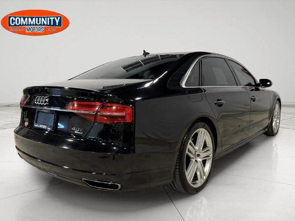 Audi A8  2016
