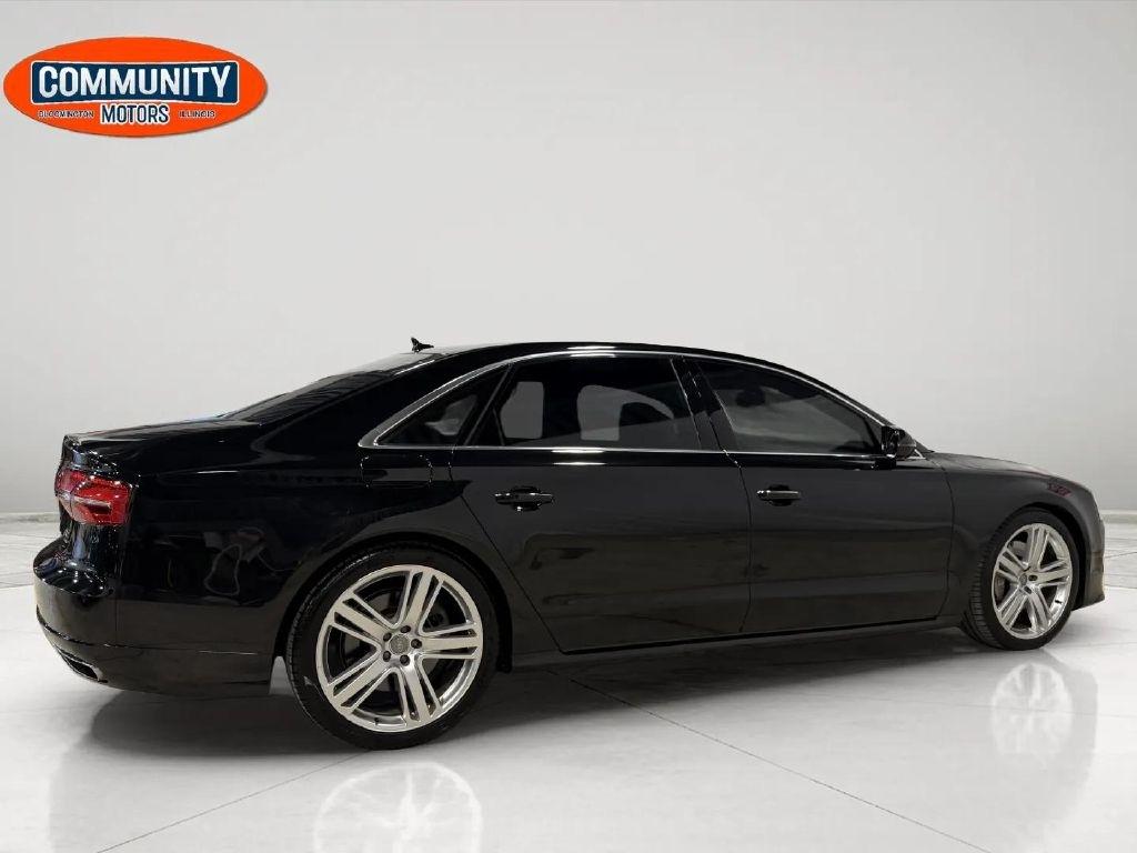 Audi A8  2016