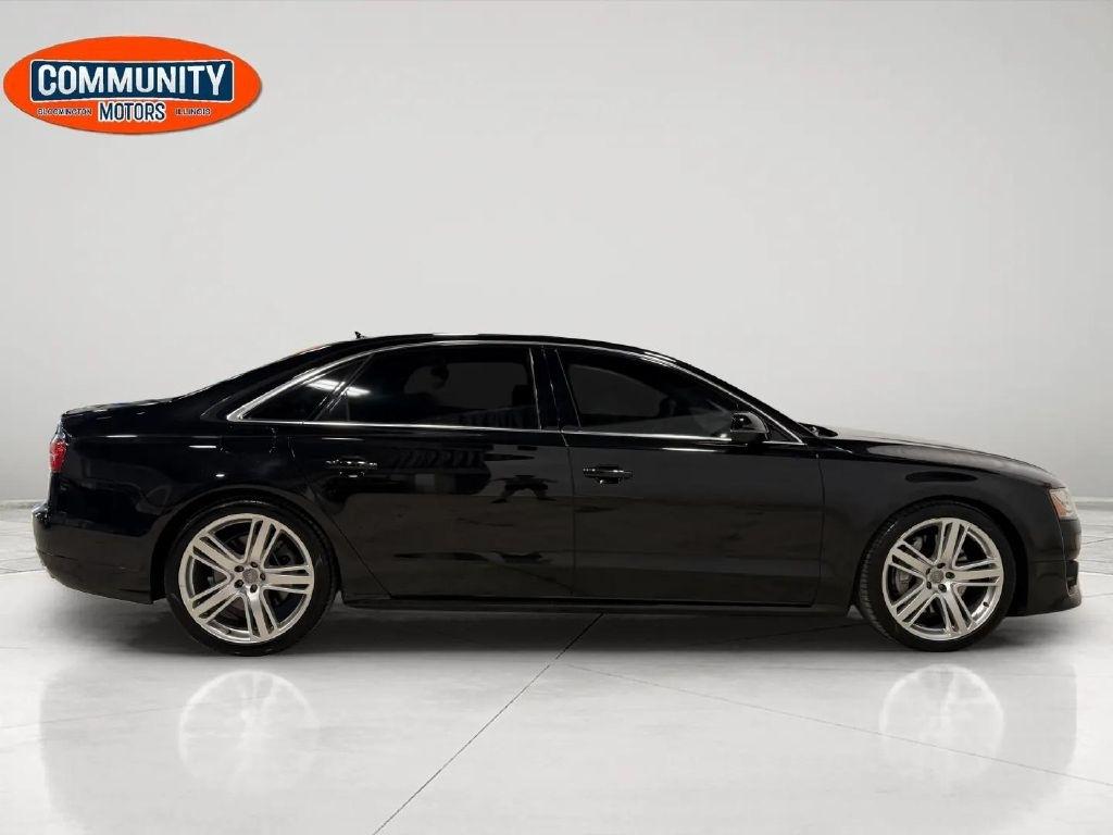 Audi A8  2016
