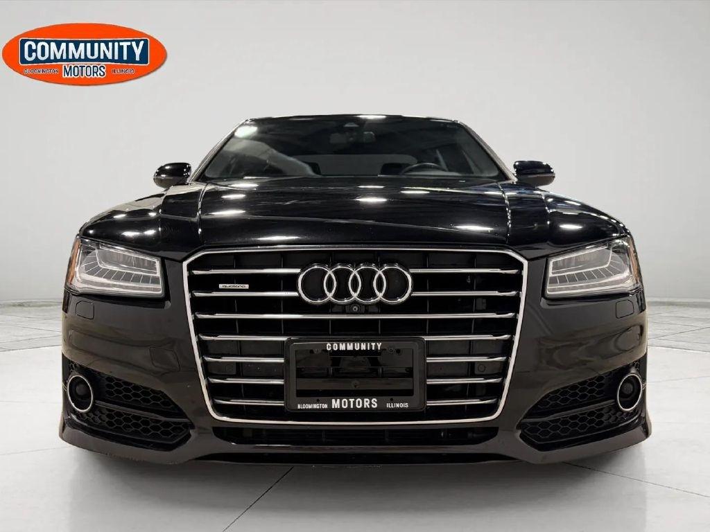 Audi A8  2016