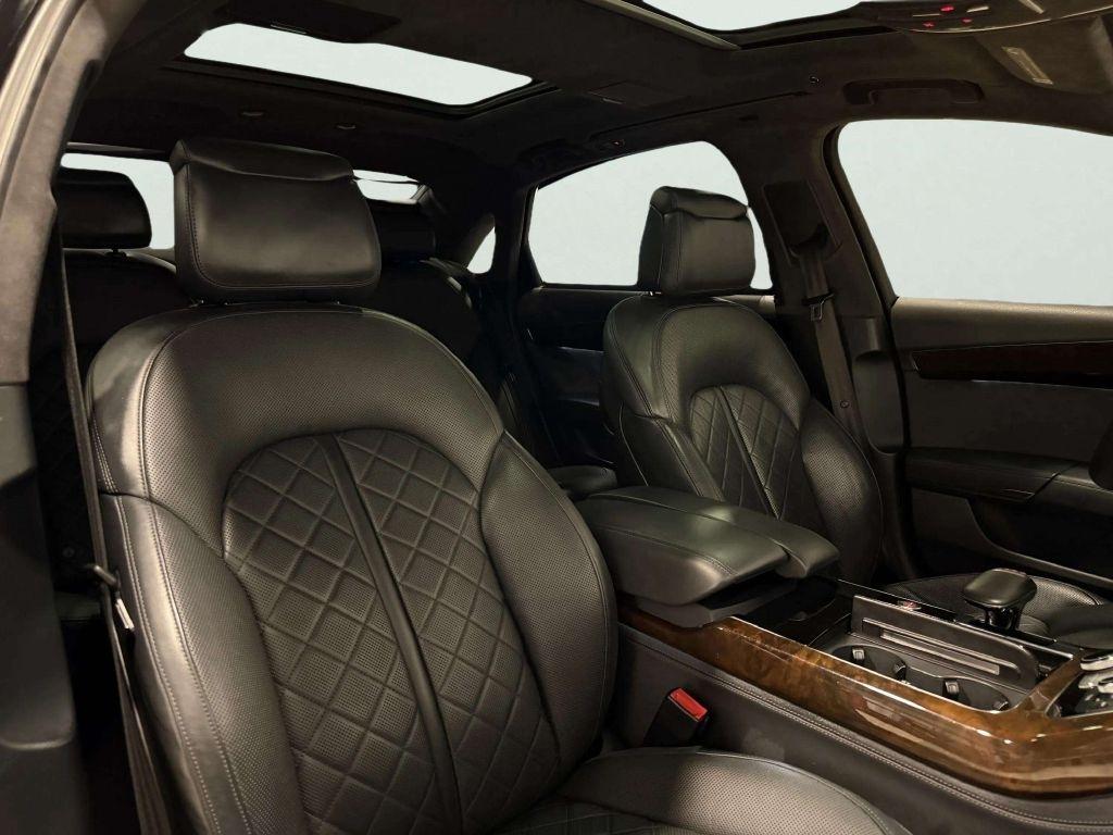 Audi A8  2016