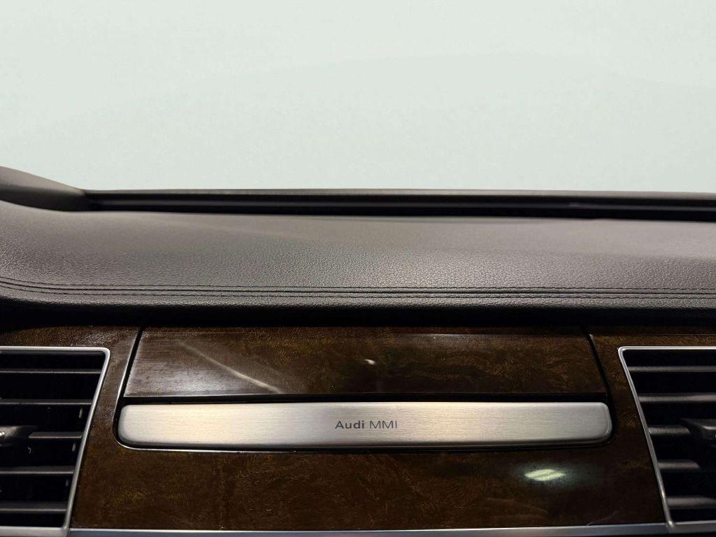 Audi A8  2016