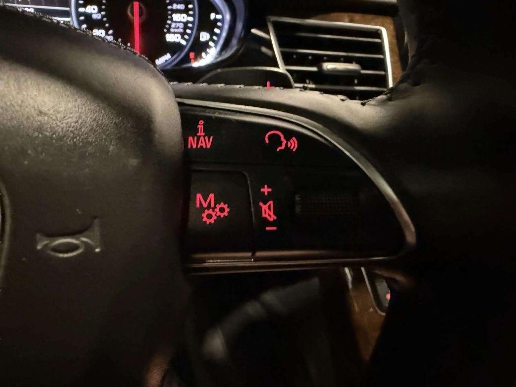Audi A8  2016