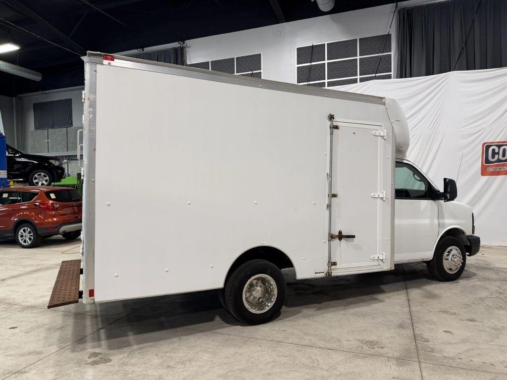 Chevrolet Express  2013