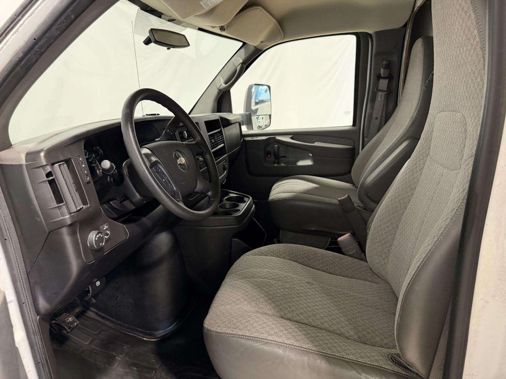 Chevrolet Express  2013