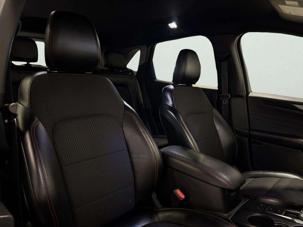 Ford Escape  2024