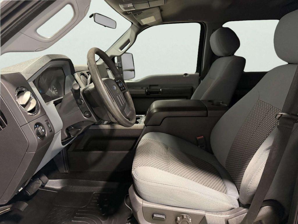 Ford F-250 SD  2012