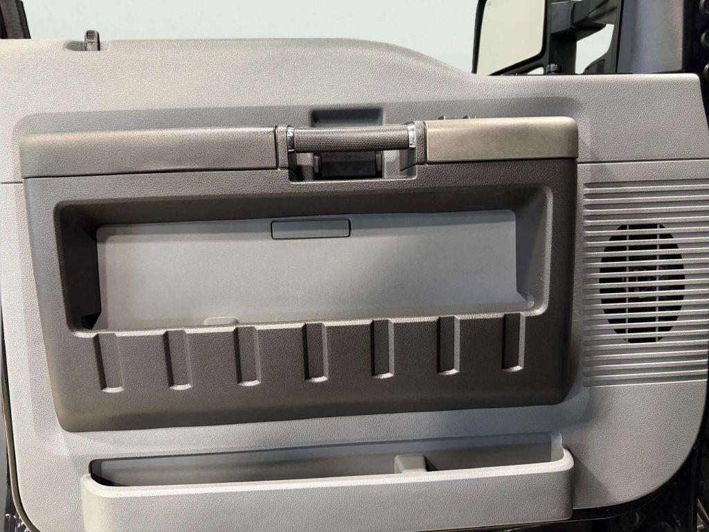 Ford F-250 SD  2012