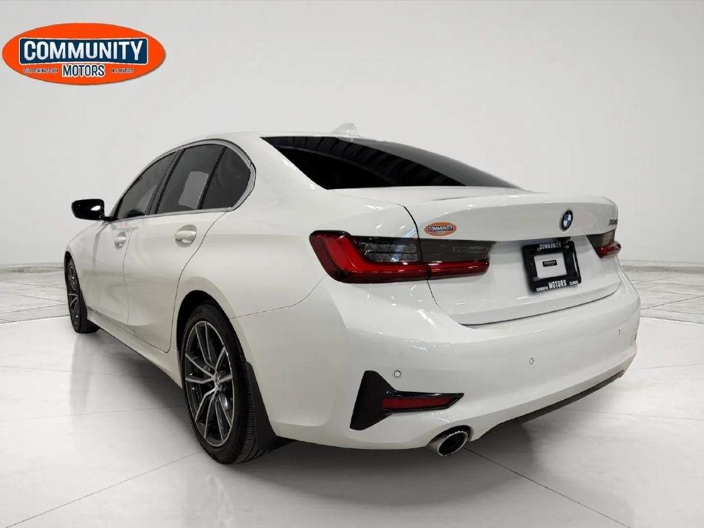 BMW 3-Series  2021