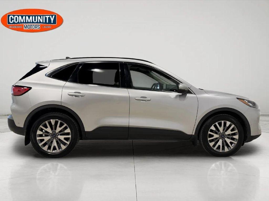 Ford Escape Titanium AWD 2020