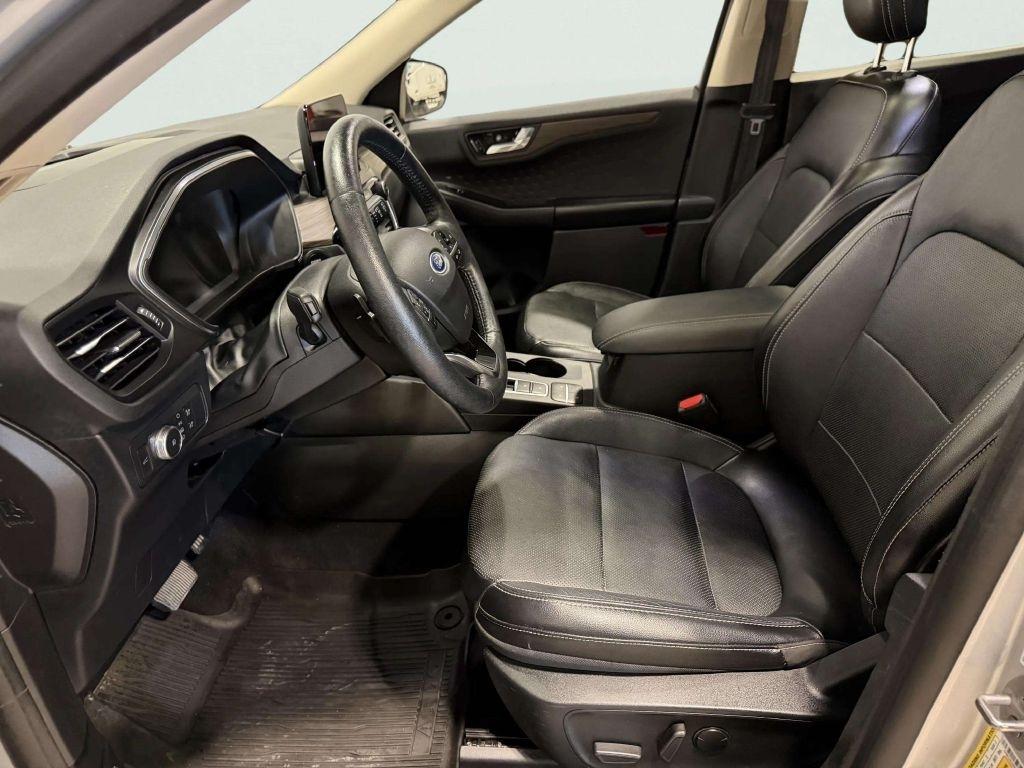 Ford Escape Titanium AWD 2020